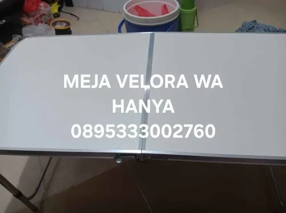 MEJA LIPAT BARU