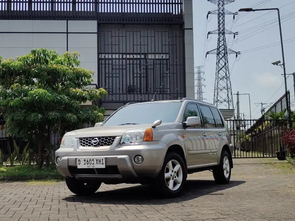 Xtrail ST 2005 Matic Silver Antik Original