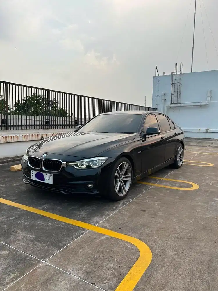 BMW 320i 2017 lci sport