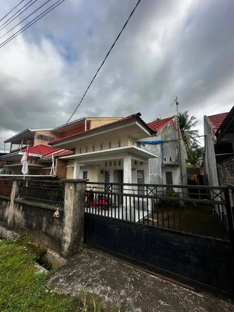 Dijual Rumah Komplek Wahana Rimbo Tarok, luas tanah 193 m2