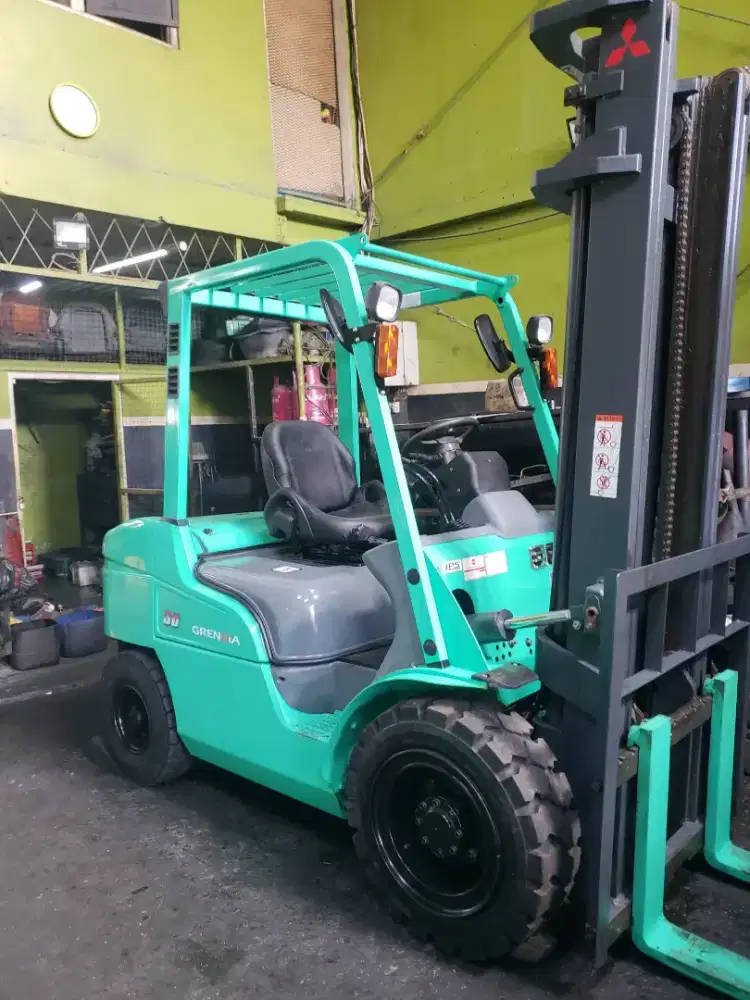 Forklift Mitsubishi 3 Ton,Matic,Tiang 4 Meter,S4S,Tahun 2019