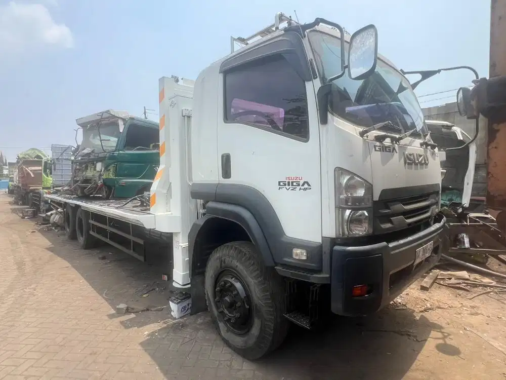 Isuzu Giga Selfloader 2022