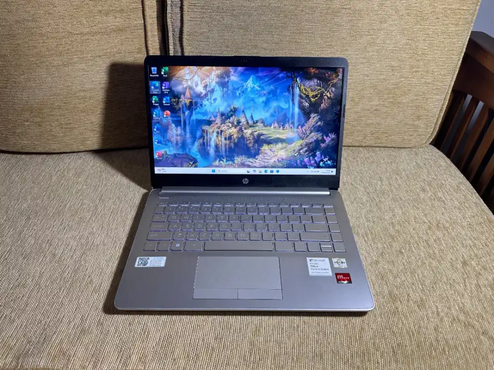 Hp 14s Dk1xxx Segel Mulus Slim
Amd Athlon Gold 3150u Ram 8/256gb