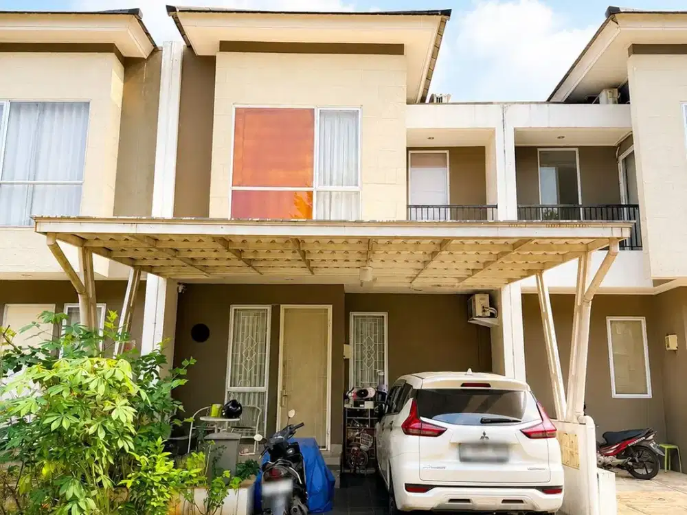 Rumah 2 Lantai 3 Kamar Hadap Tenggara di Serpong Jaya