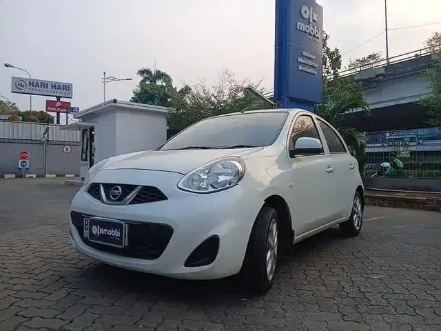 KM Rendah - Nissan March 1.2 L Bensin-AT 2016