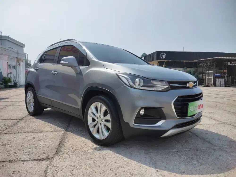 TRAX PREMIER TURBO 2019 Matic abu abu 2020 Bagus