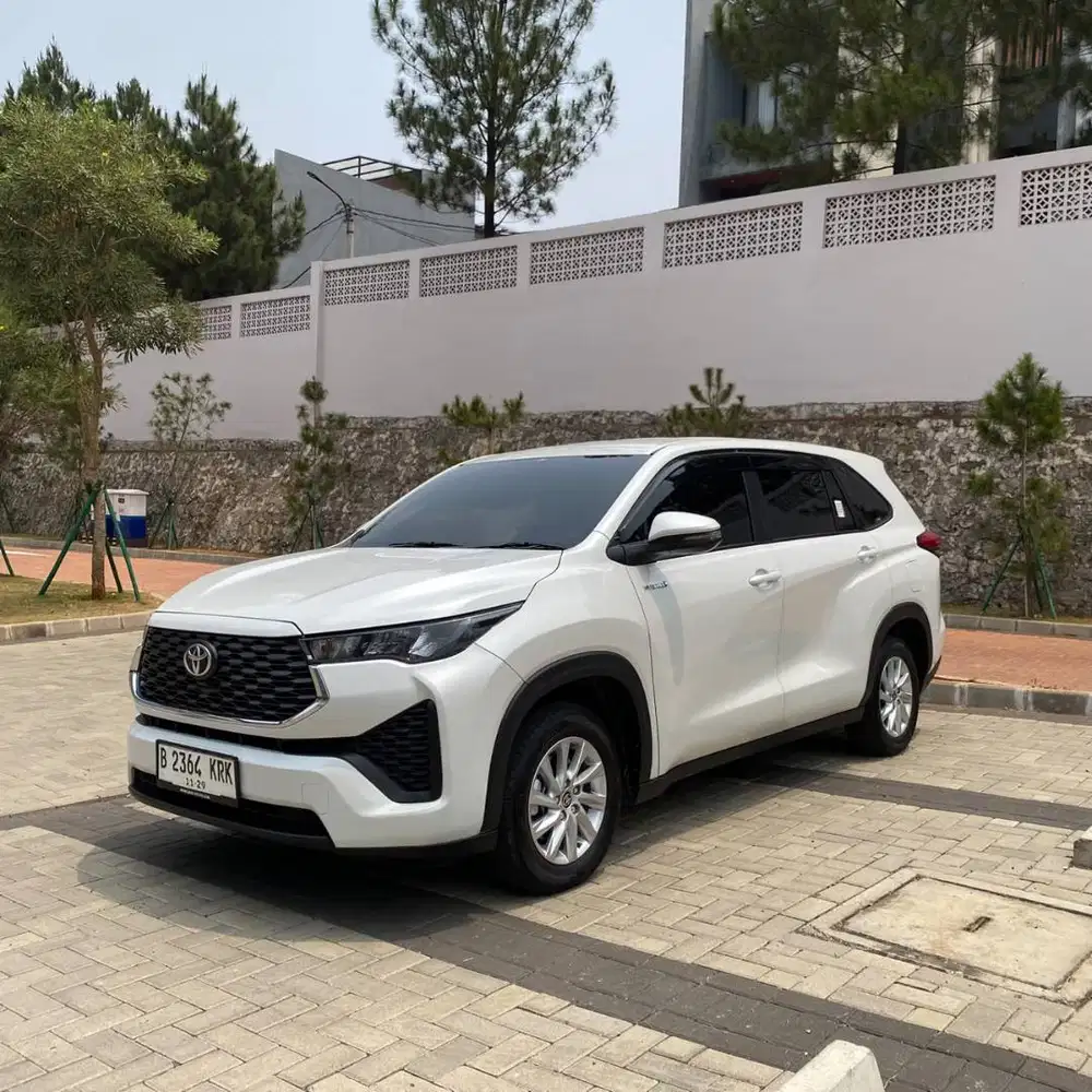 TOYOTA INNOVA ZENIX G HYBRID 2024 AT MATIC GENAP