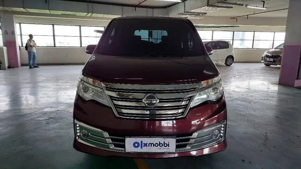 DP MURAH Nissan Serena 2.0 Highway Star Bensin-AT 2015  CEYKB