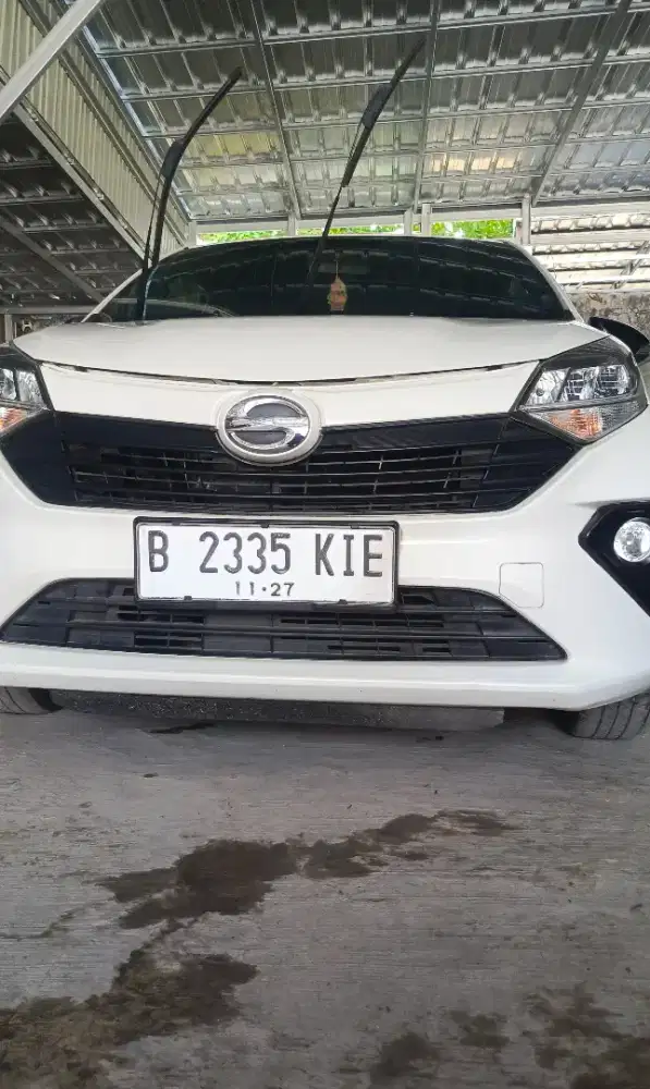 DAIHATSU SIGRA X deluxe