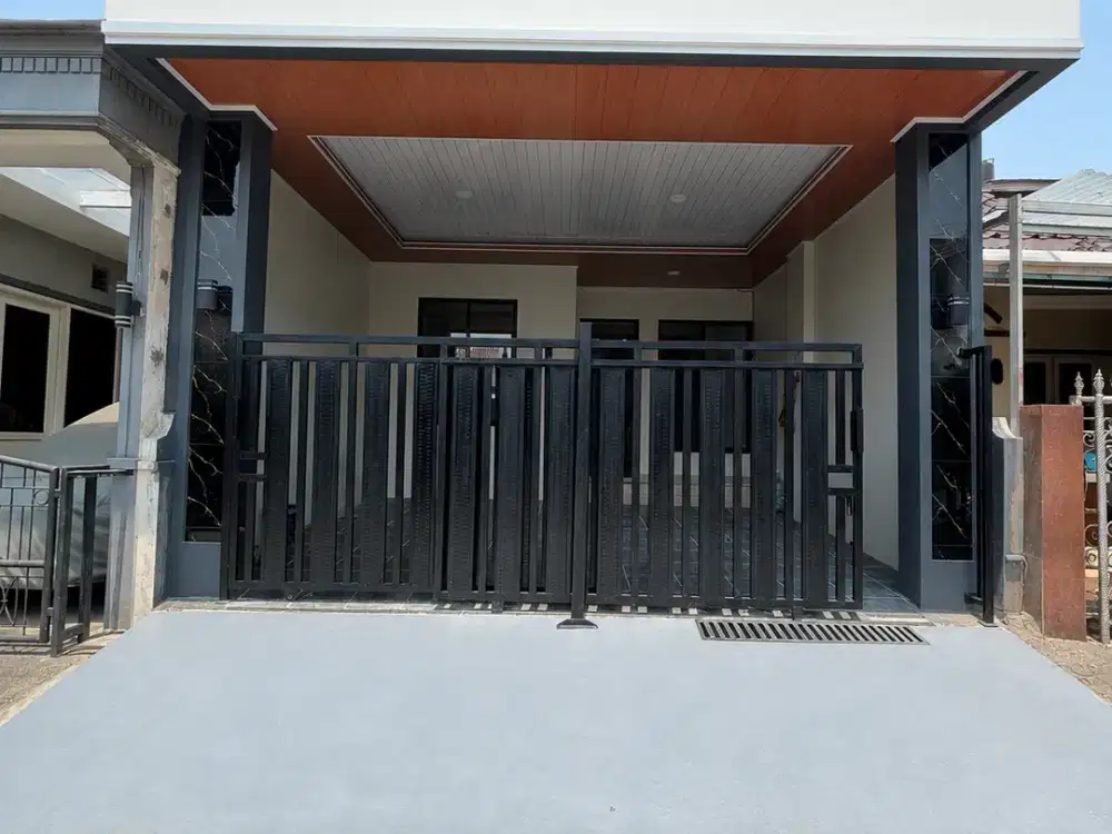 Rumah 2 Lantai 4 Kamar Hadap Utara di Regency Melati Mas