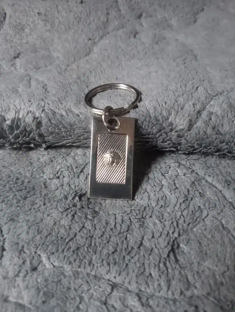 Versace Giani Medusa Keychain,masih sangat bagus