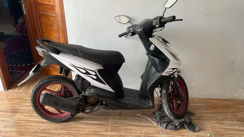 Beat Karbu 2011 Putih Surat Lengkap