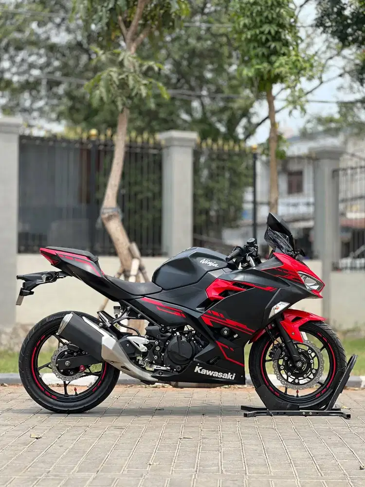 KAWASAKI NEW NINJA 250 FI ABS SE MERAH 2018 LOW KM PAJAK PANJANG MULUS