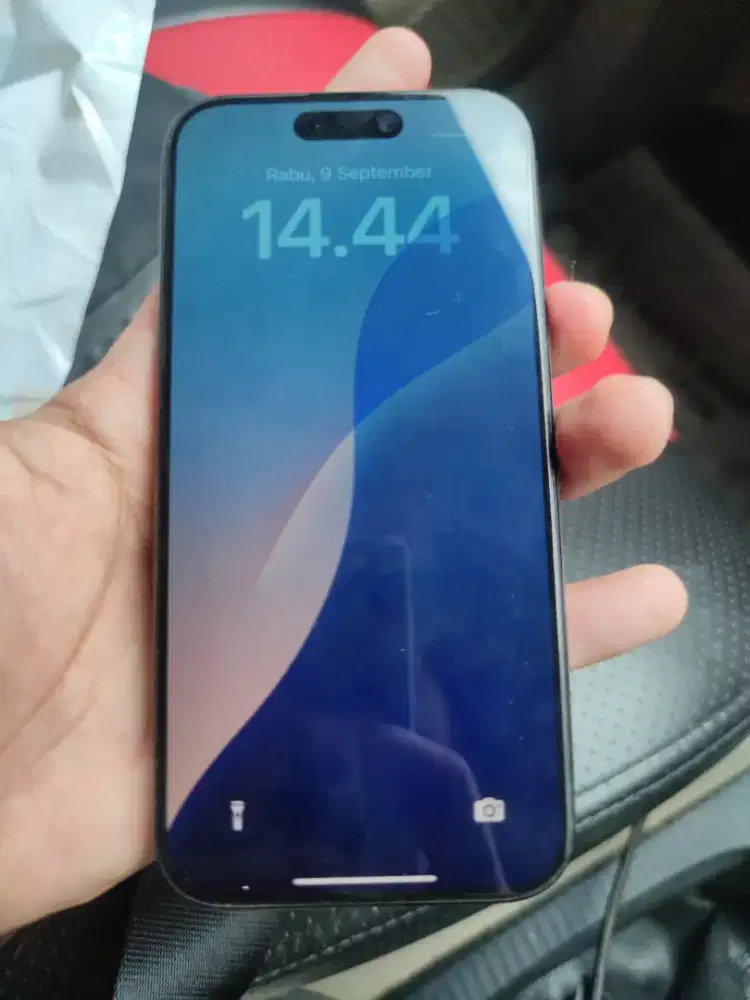 IPHONE 15 PRO 256 BLACK TITANIUM