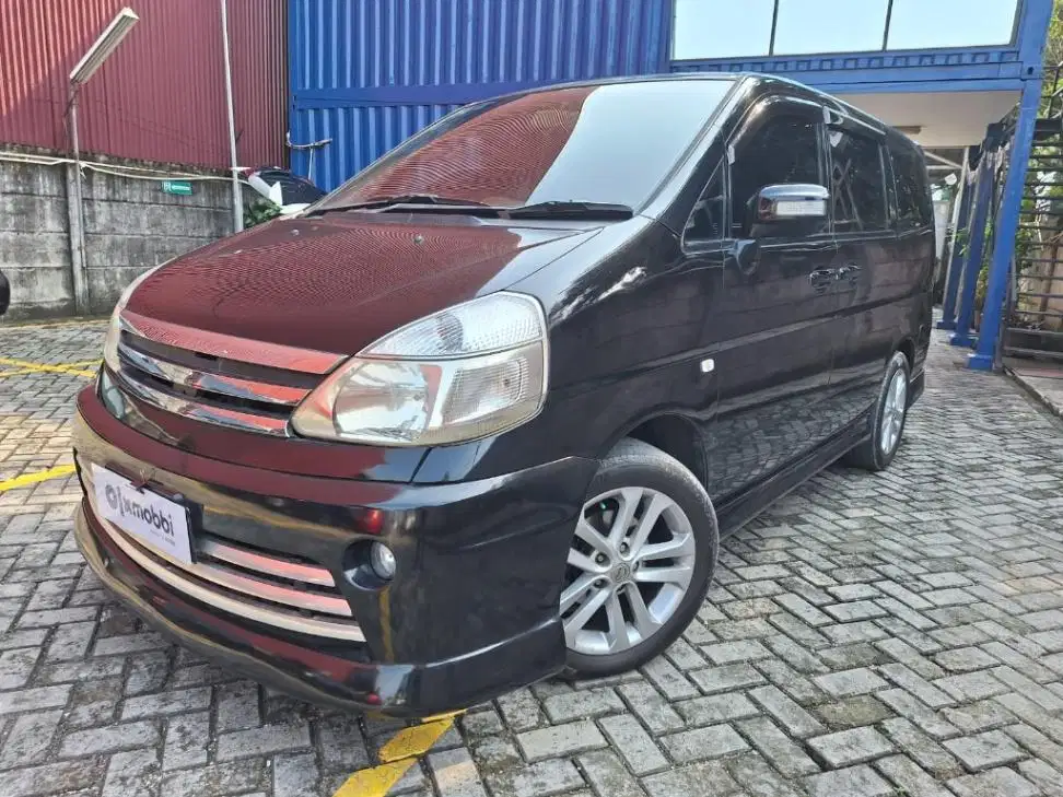 DP MURAH Nissan Serena 2.0 Highway Star Bensin-AT 2010  CZURB