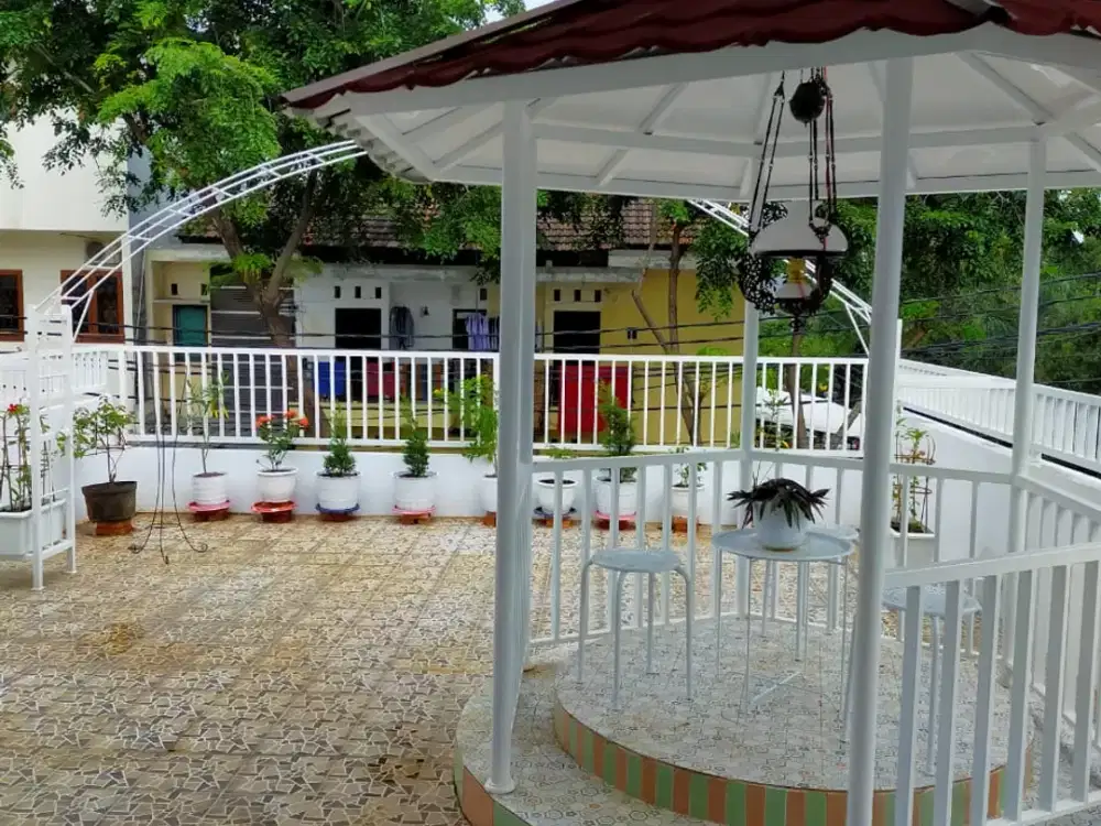 DISEWAKAN Rumah 2 Lantai yang Nyaman dan Strategis di dekat ITC Cempaka, Sunter Mas, Jakarta Utara