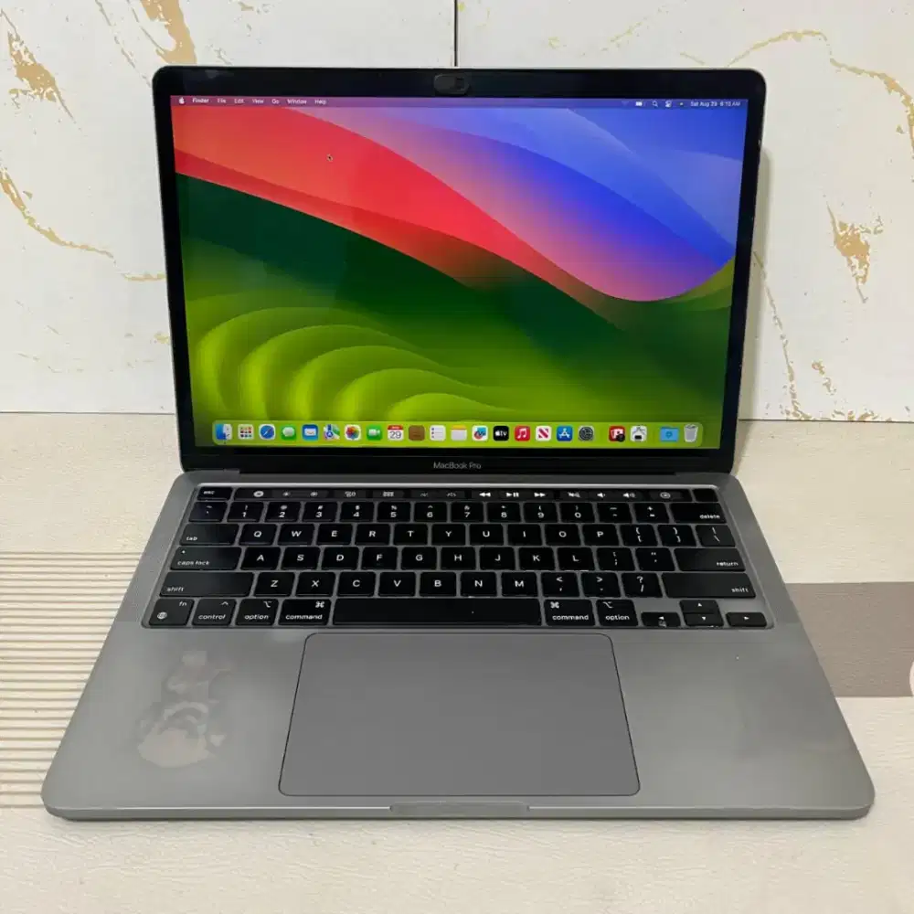 Macbook Pro M1 Tahun 2020 (Touch Bar).