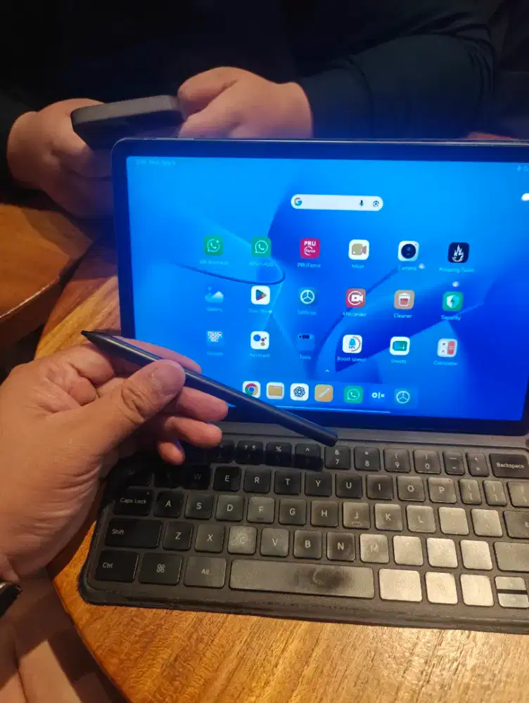 Xiaomi Mi Pad 5 256GB + Original Smart Pen + Keyboard