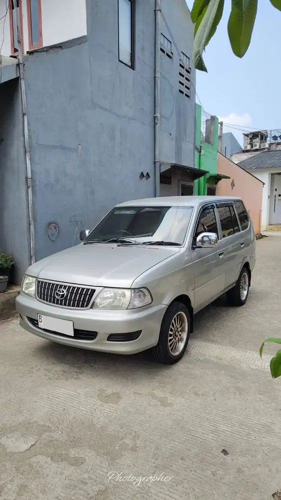 Toyota kijang thn 2002 tipe ssx 1.8cc efi