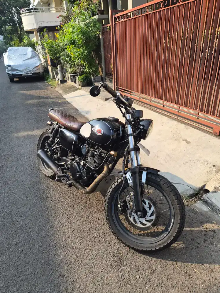 Custom Edition| Kawasaki W175 NIK2018 Pemakaian 2019