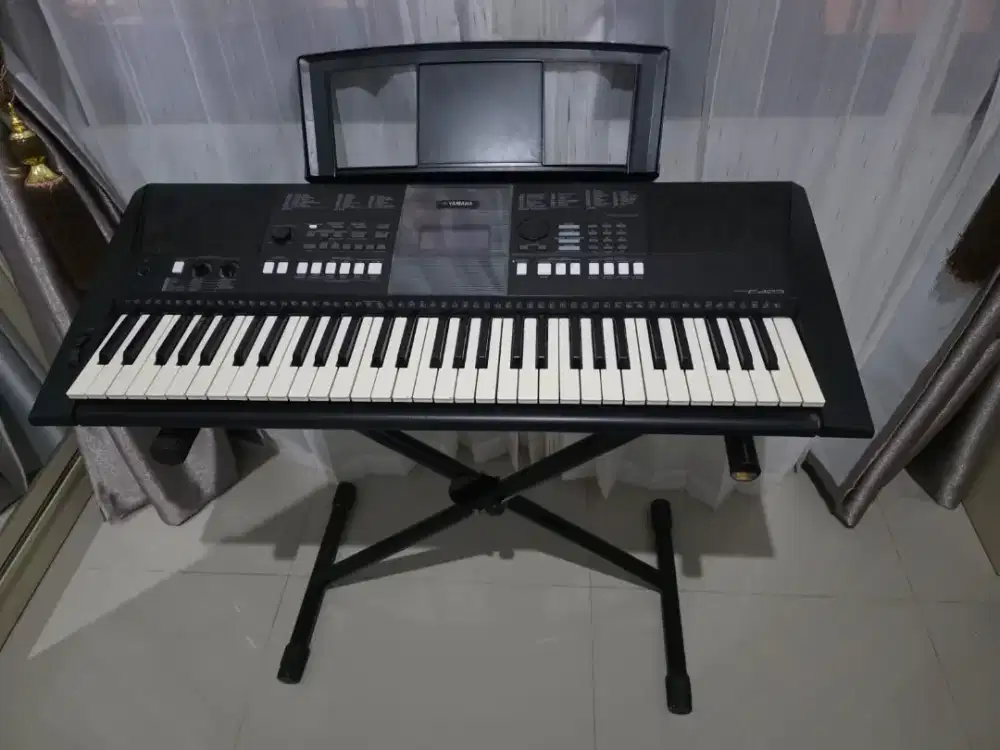 Keyboard yamaha PSR-E423
