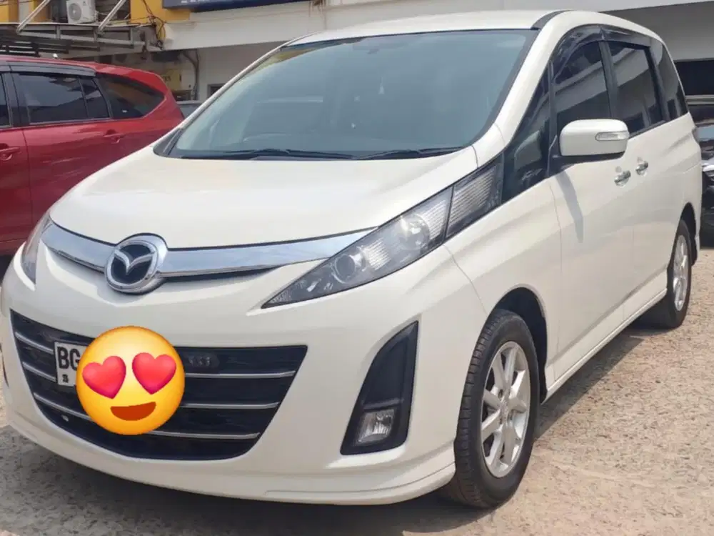 Mazda Biante 2,0 L A/T 2014