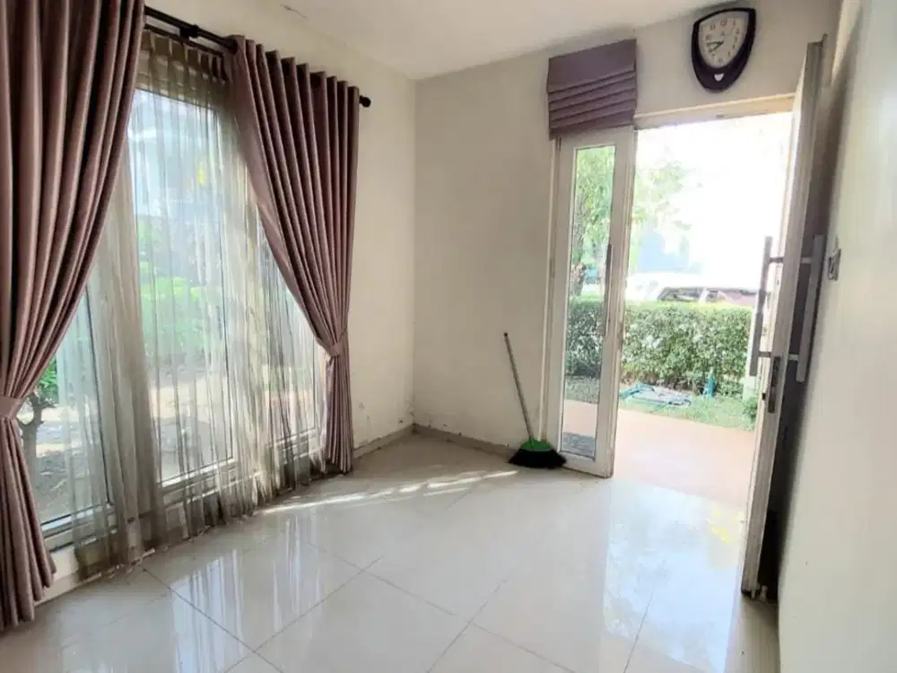 Hook 2 Lantai Rumah Prambanan Residence