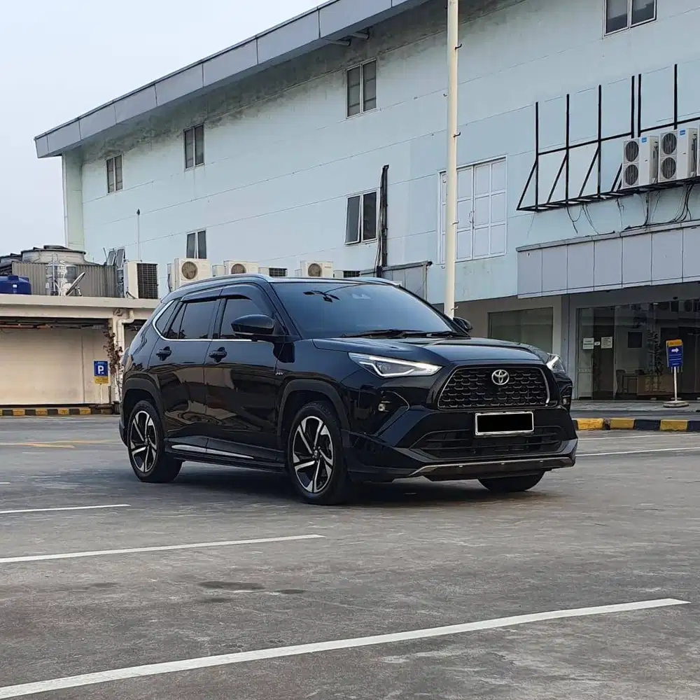 [ TDP : 59.9 JUTA ] YARIS CROSS HYBRID TSS AT - 2025 KM LOW 28 RIBU