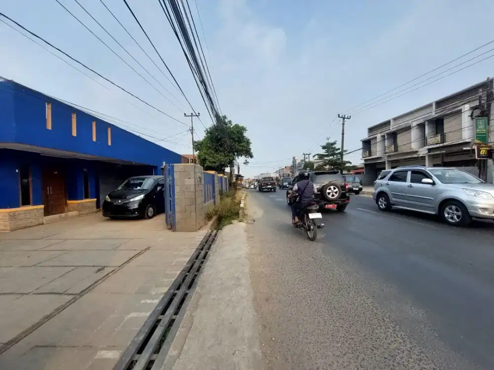 Jual cepat BU Harga dibawah pasaran  Tempat usaha di jl. Raya Ciburuy Padalarang Bandung Barat