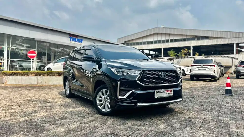 TOYOTA ZENIX V HYBRID MODESLITA CVT 2026 - GARANSI TOYOTA