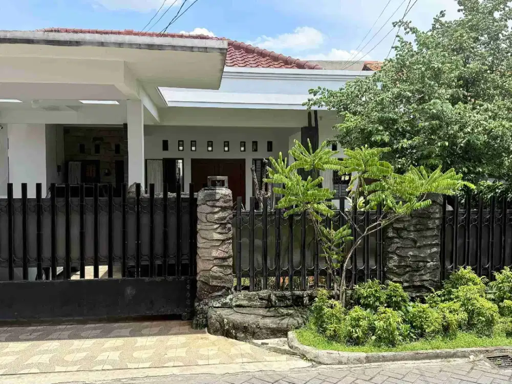 Jual rumah siap huni di larangan dekat pusat bisnis