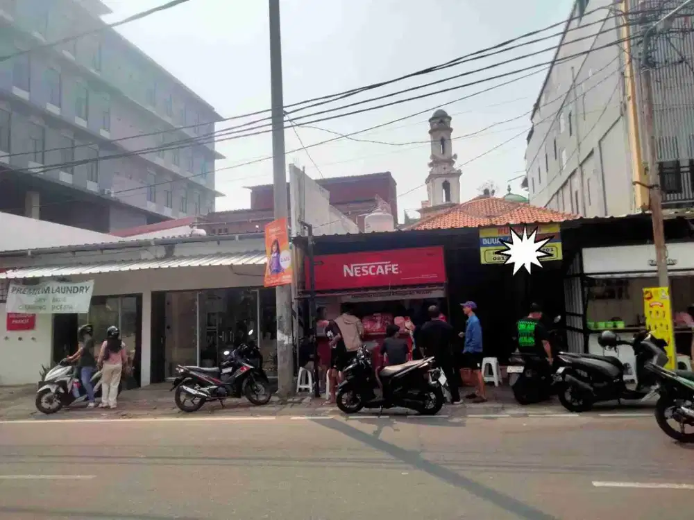 Jual rumah pinggir jalan raya cocok buat usaha dekat perkantoran