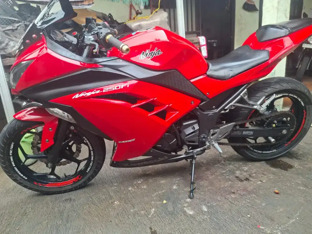 Kawasaki ninja 250 th 2013