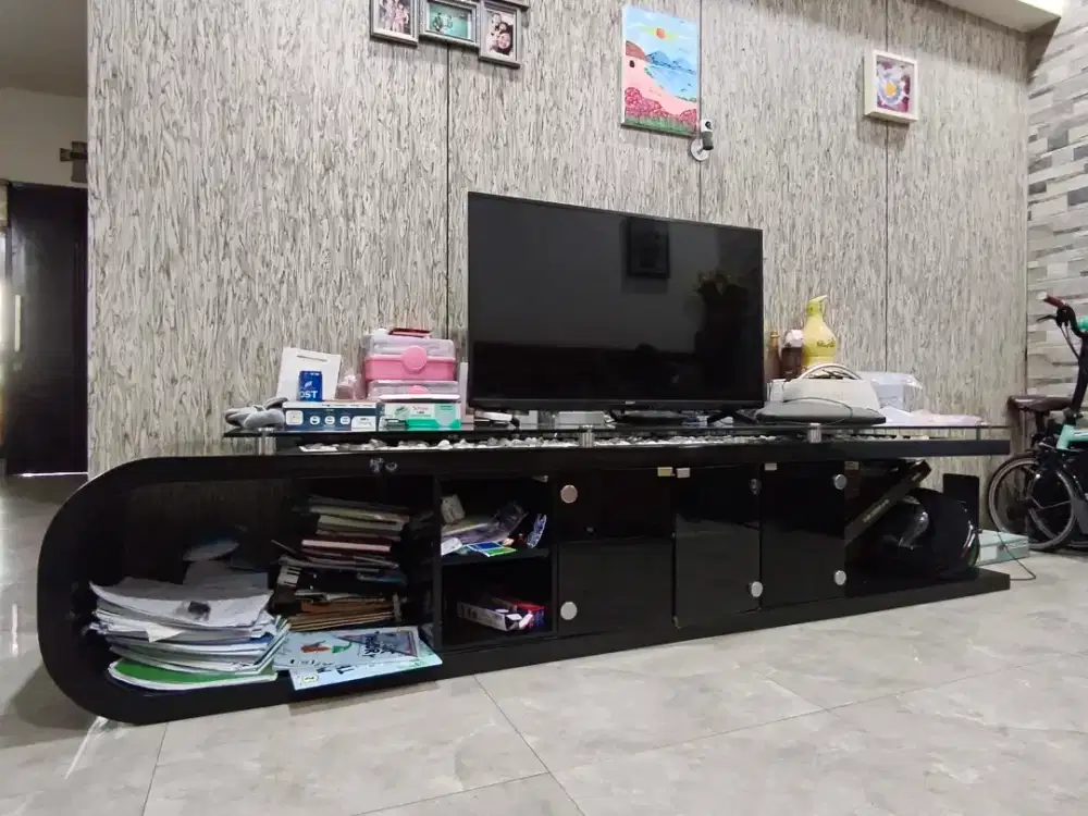 Credenza Meja TV Living Room