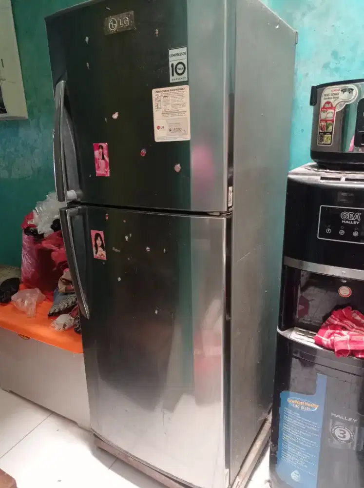 Kulkas LG 2 pintu, kondisi normal