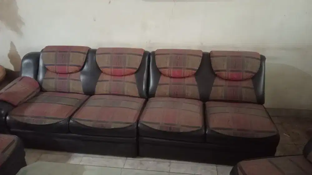 Sofa L masih bagus ..