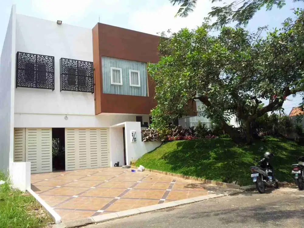 Jual rumah siap huni alam sutera dekat exit tol dan bsd