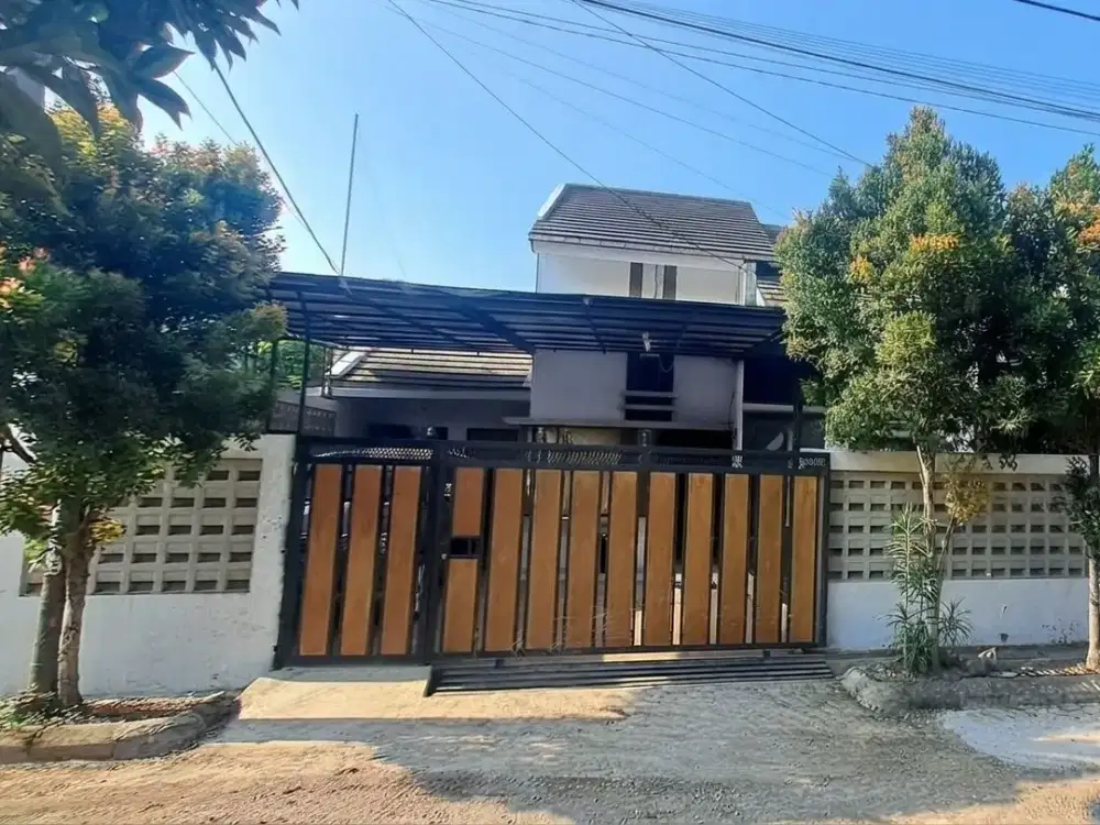 Dijual Rumah Luas Besar dan Nyaman Komplek Baturaden Techno Regency Ciwastra Buahbatu Bandung