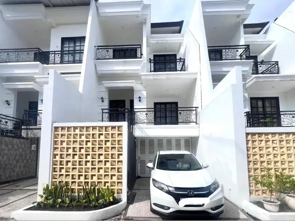 3 STOREY FULLY FURNISHED HOUSE IN PEMOGAN DENPASAR