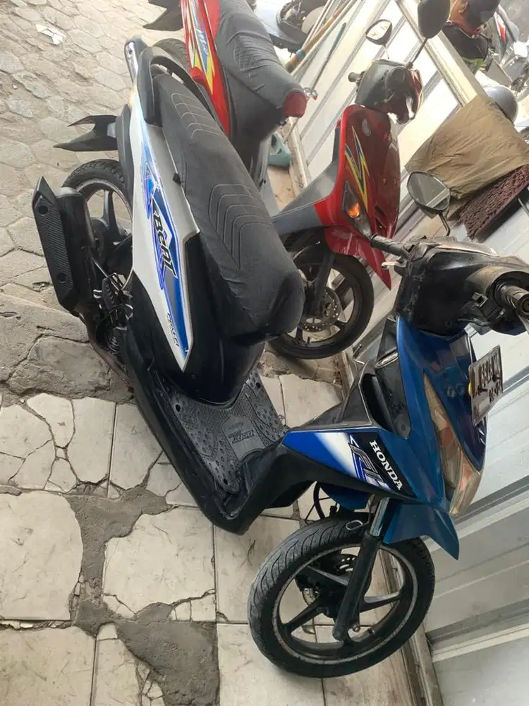 Beat fi 2014 plat A ..surat2 lngkap pajak off . Jamin joss..