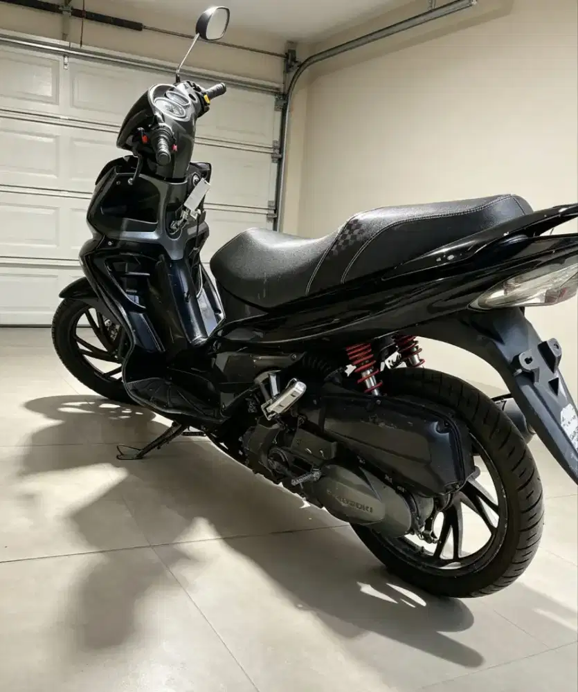 Suzuki skywave plat z