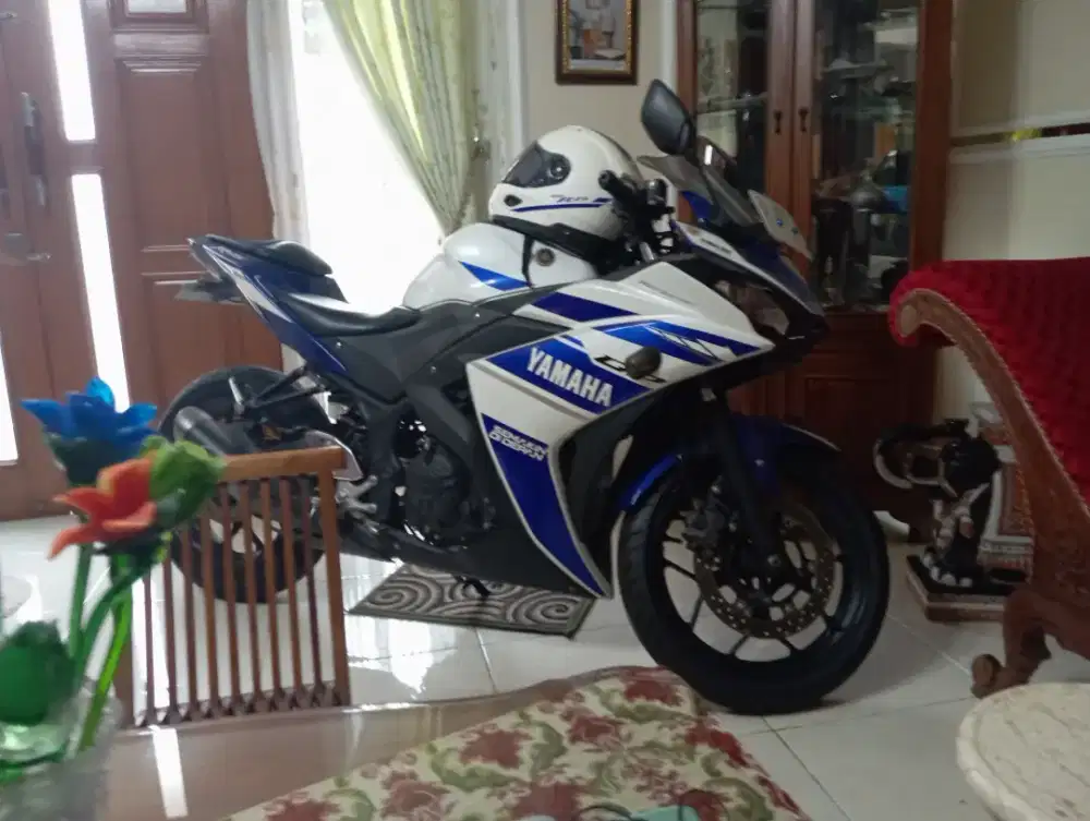 Dijual motor r25 2014