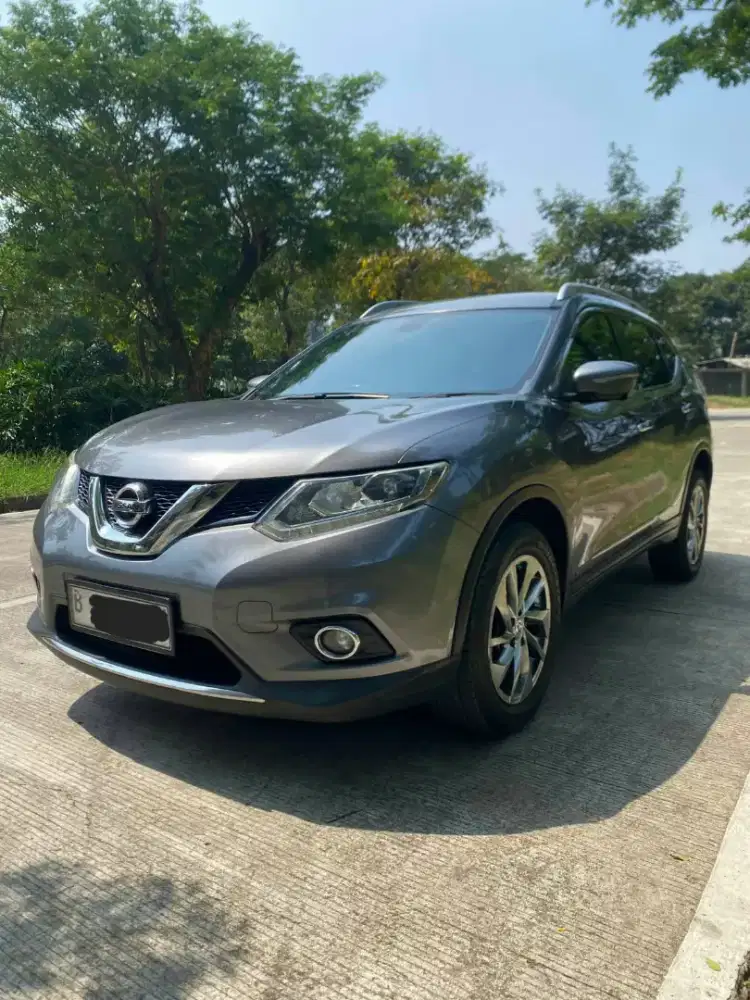 Nissan Xtrail 2.5 T32 A/T 2015 Grey Good Condition
