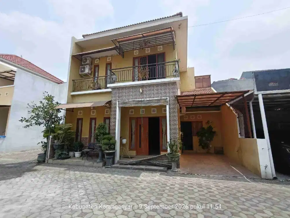 Rumah 2 lt. Cantik Siap Huni di Cluster Mewah Paulan Colomadu