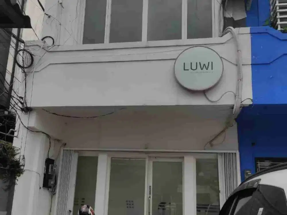 Ruko 2 Lantai Siap Pakai di Jl. Benda Kemang