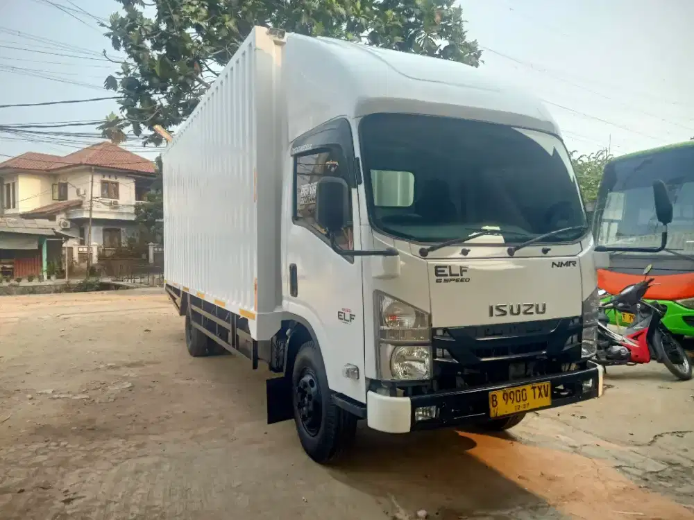 ISUZU NMR 81 BOX LONG THN 2022
