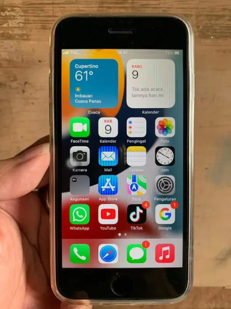 Dijual Cepat Hp Iphone 7 jet black 128Gb baypass premium