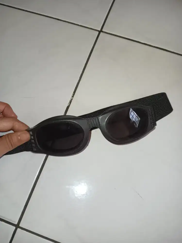 Kacamata motor atau skuter