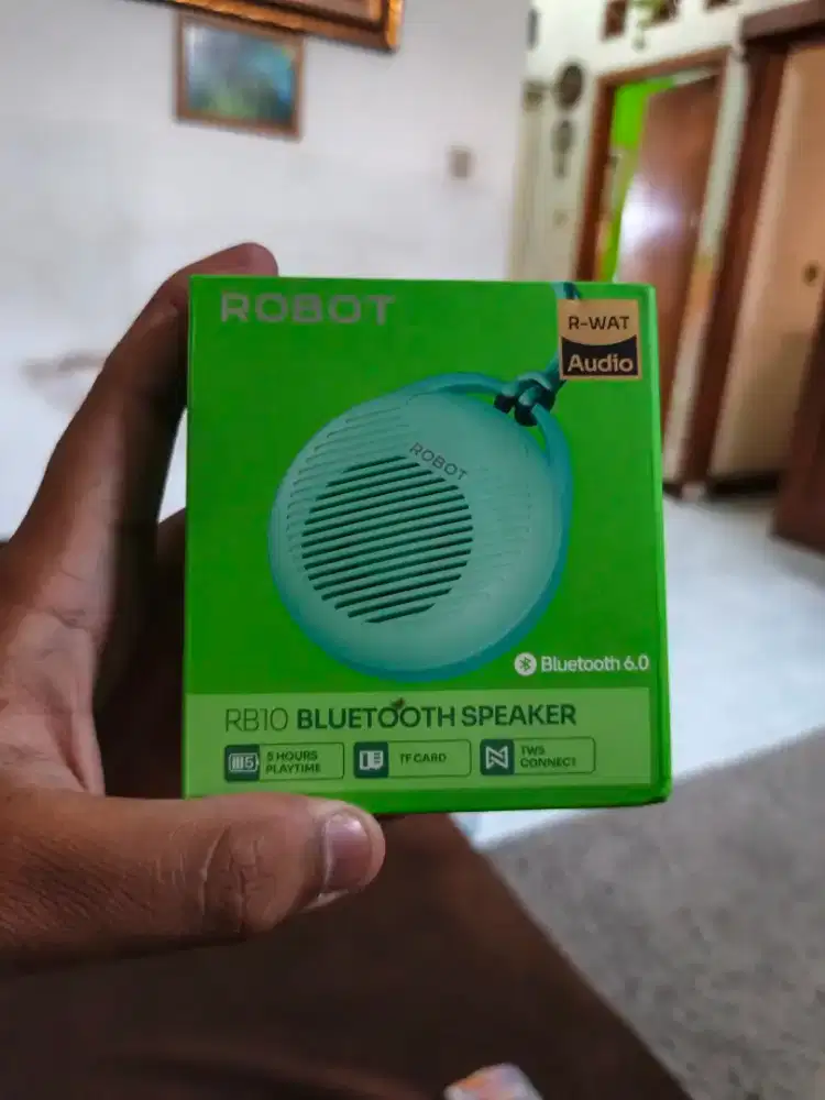 Speaker bluetooth Robot