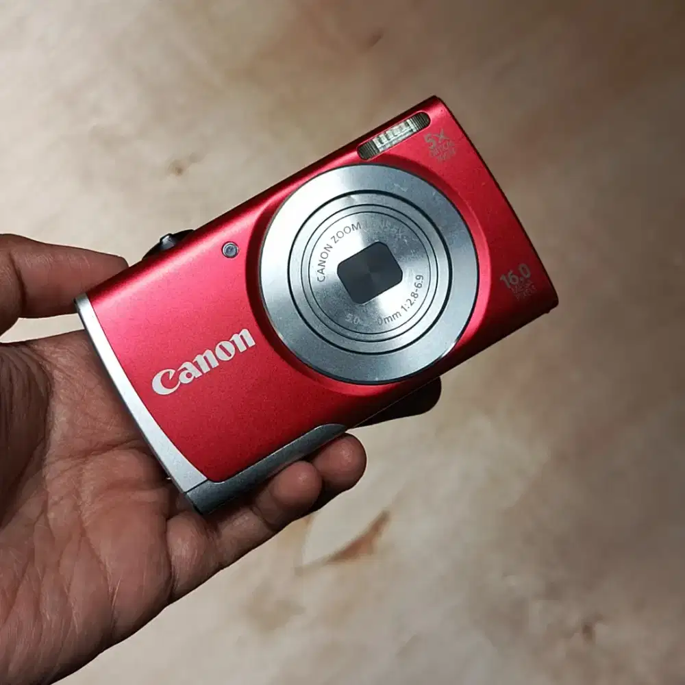 Canon Powershot A2500